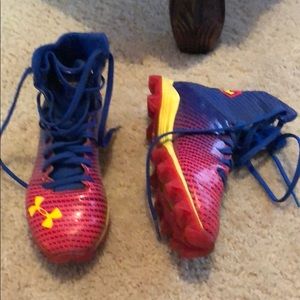 superman football cleats